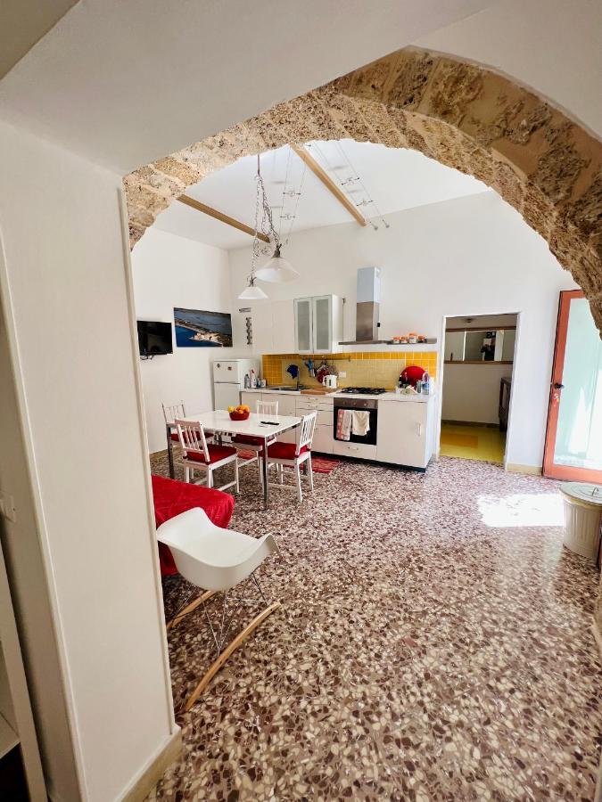 فيلا House With Garden نوتو المظهر الخارجي الصورة